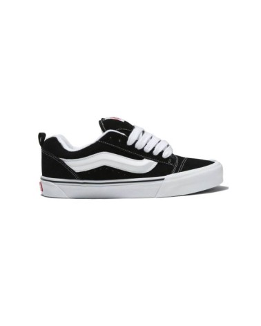 Zapatilla Vans Knu Skool NegraBlanca